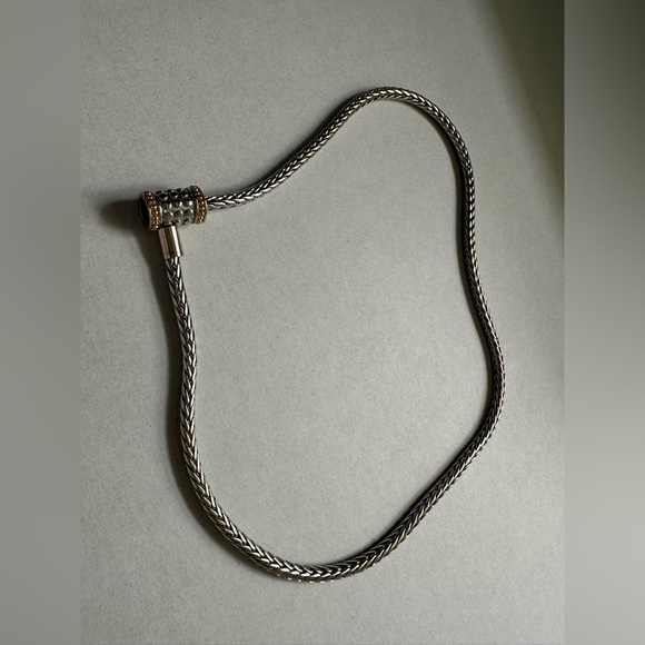 Vintage Woven Silver Necklace With Magnetic Closure. - Picture 16 of 16